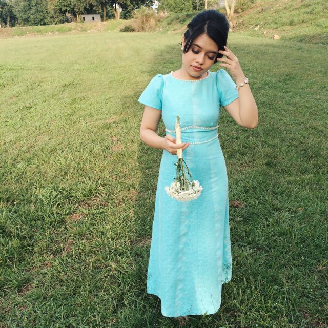 engagement dress for rent