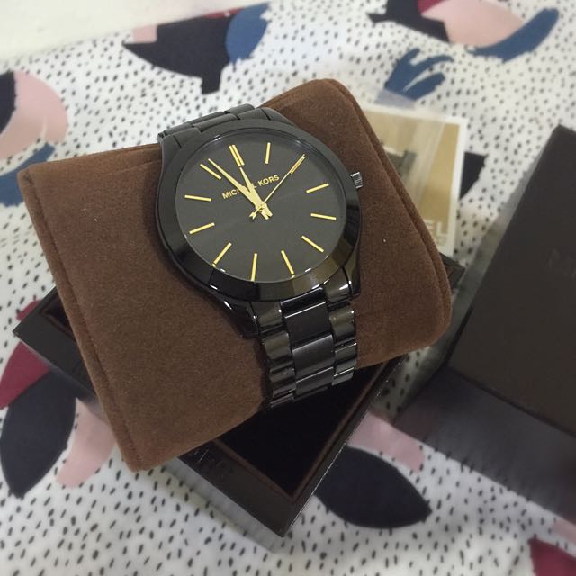 michael kors runway mk3221