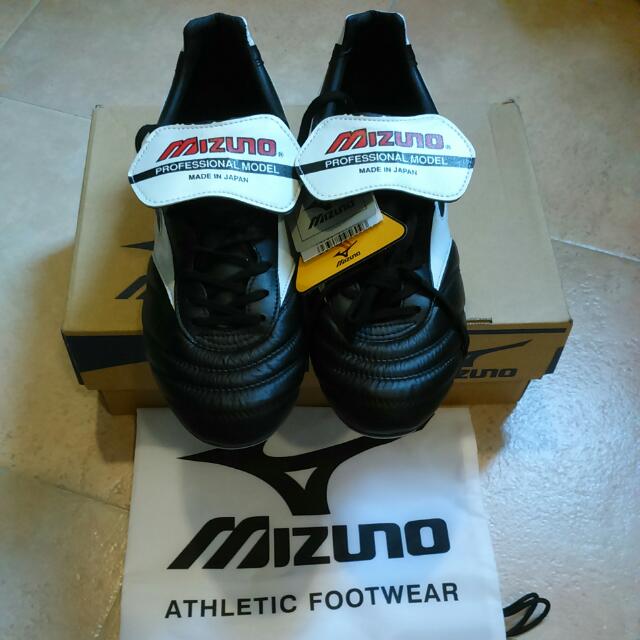 mizuno football shoes japan