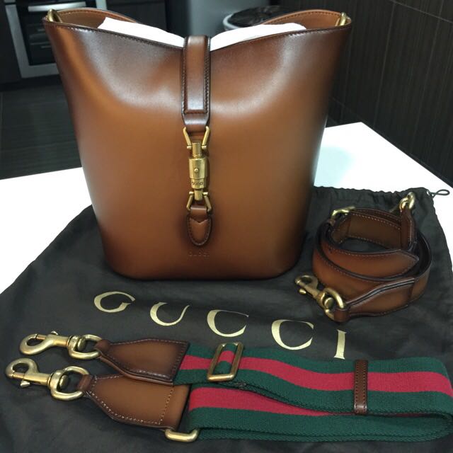 Excellent Condition Gucci Leather Jackie Bucket Bag