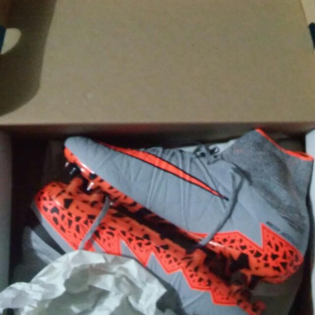 buy hypervenom phantom
