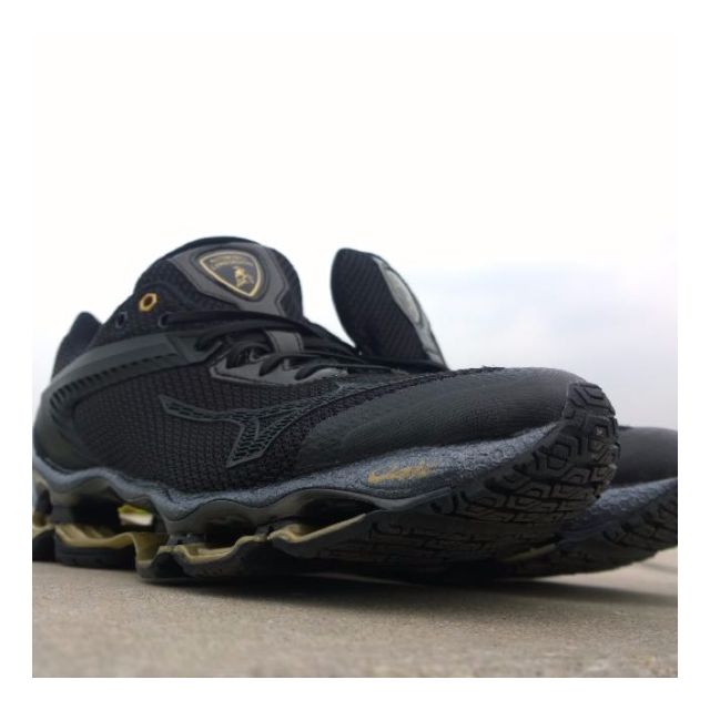 Mizuno Lamborghini Wave Tenjin UK 6 US 7 EURO 39