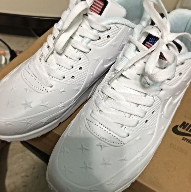 air max with american flag on tongue