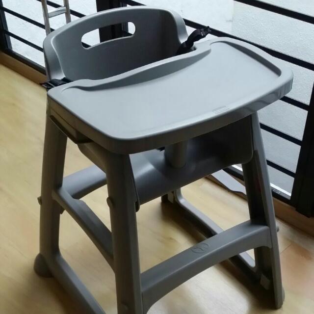Rubbermaid high store chair with tray