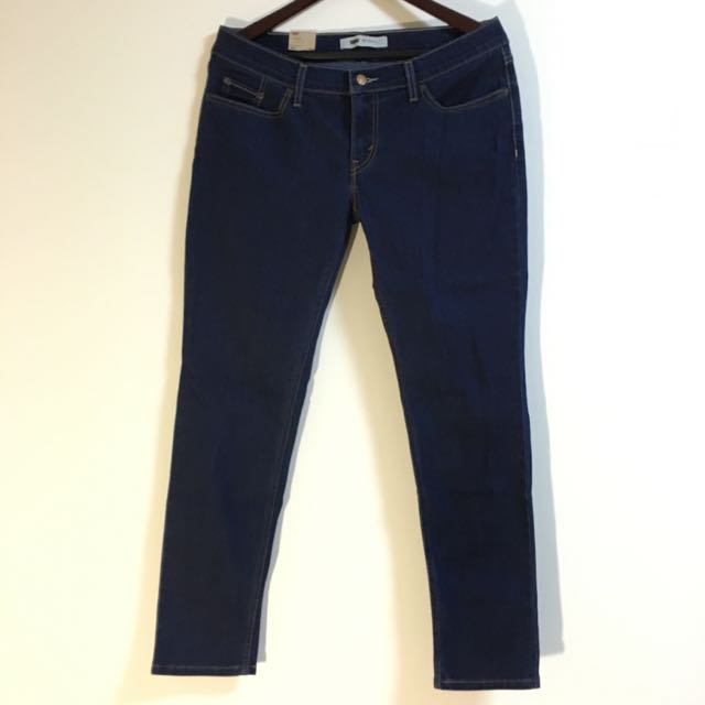 levi's 524 skinny jean
