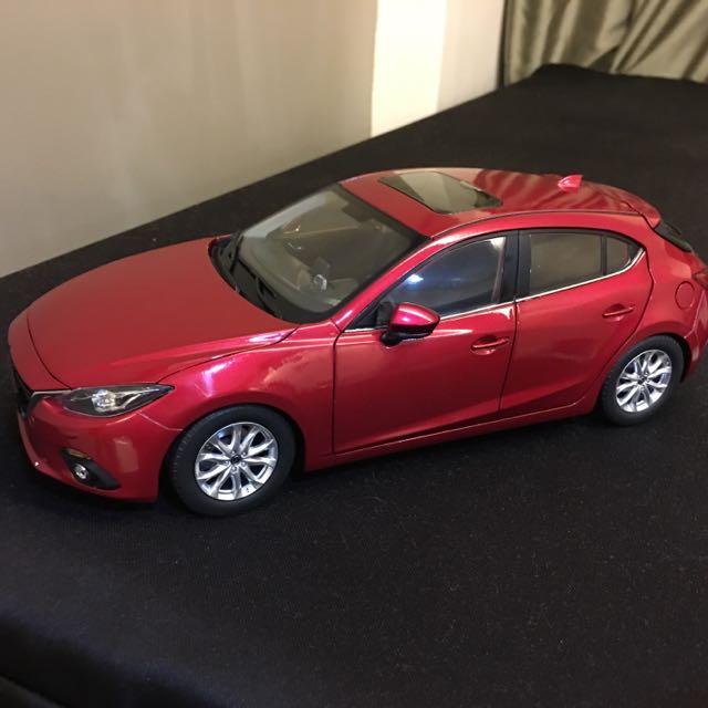 mazda 3 diecast