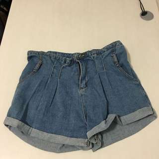 高腰牛仔短褲