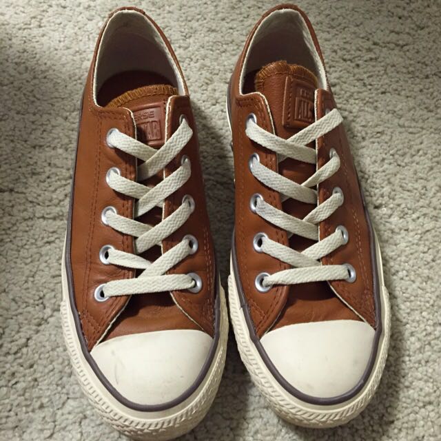 Tan leather converse hotsell