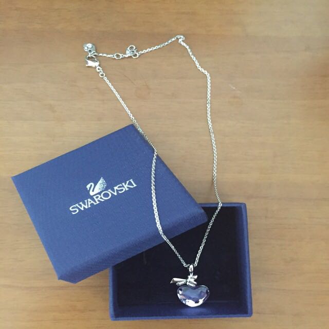 Swarovski ties of love pendant online