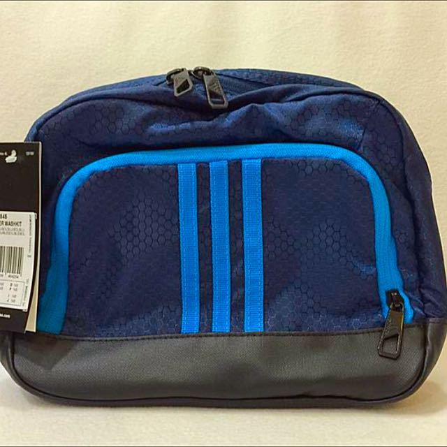 Brand New Adidas Wash Kit Bag, Men's Fashion, Bags, Belt bags, Clutches