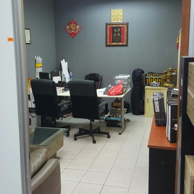 Office For Rent Included Office Furniture (2500+sg.ft) Director Room