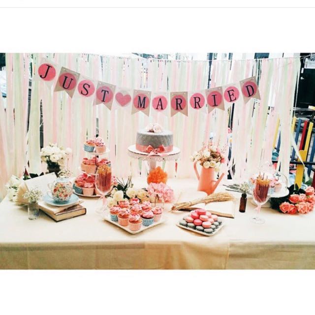Ribbon Backdrop, Design & Craft on Carousell