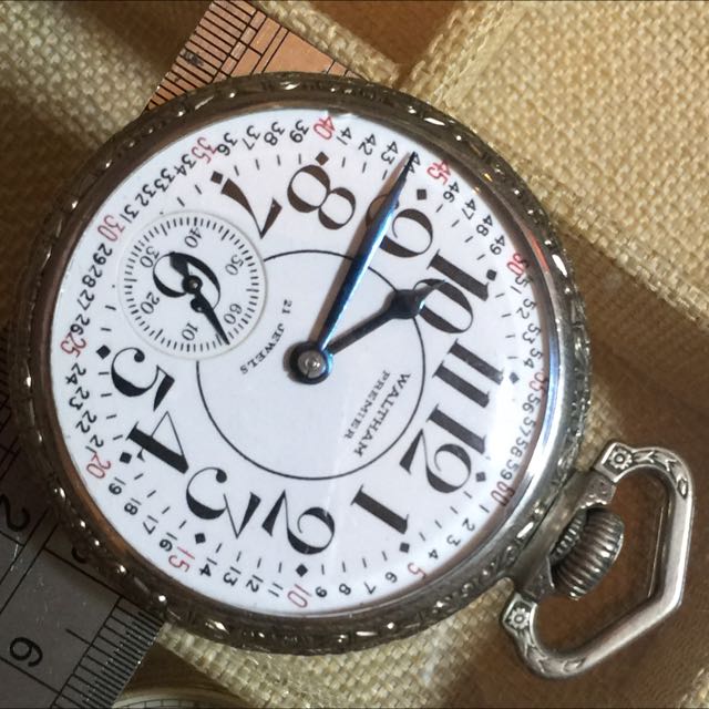 Waltham premier pocket outlet watch 21 jewels