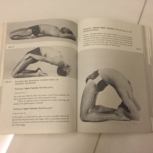 the complete illustrated book of yoga