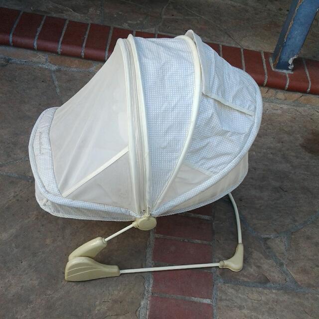 eddie bauer travel bassinet