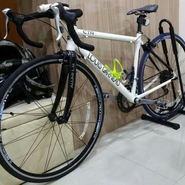 11/20(日)引取希望/交渉可】ロードバイク ルイガノCEN 2011年モデル
