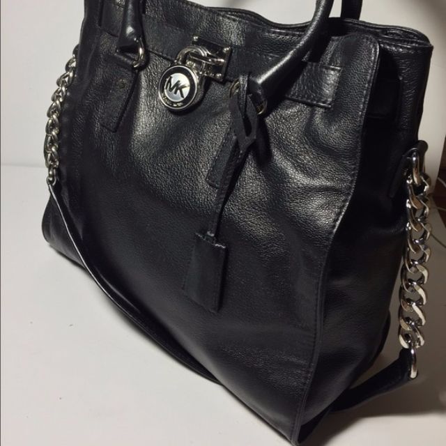 Michael Kors Hamilton Large Leather Tote Shoulder Black Silver Bag Purse,  Luxury on Carousell