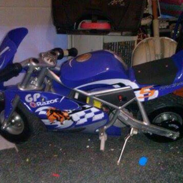 razor pocket rocket 24v mini bike electric motorcycle