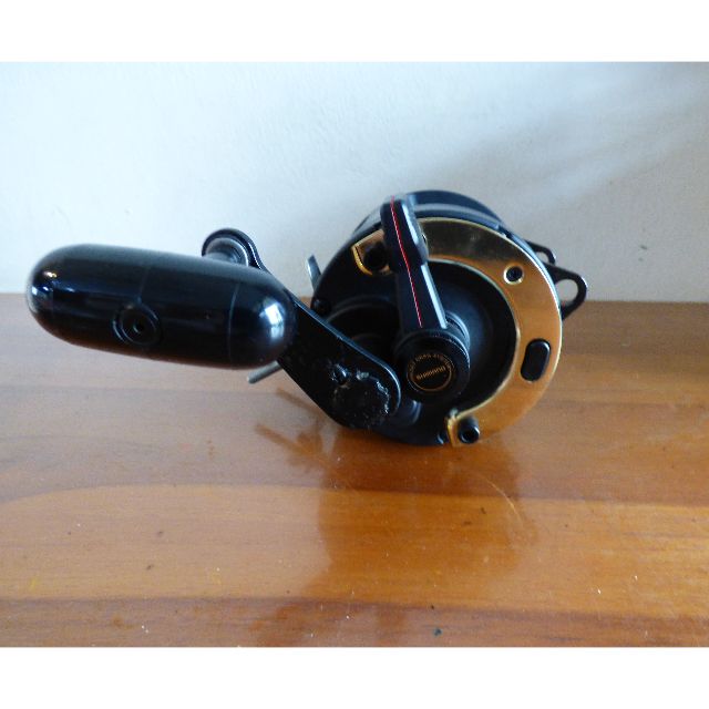 https://media.karousell.com/media/photos/products/2016/02/03/shimano_tld20_triton_lever_drag_reel_used_1454508406_6d99def9.JPG