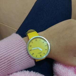 黃色韓版手錶