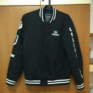 Under Peace 14 A/w 👆
Varsity Jacket❨黑M❩1560含運👆