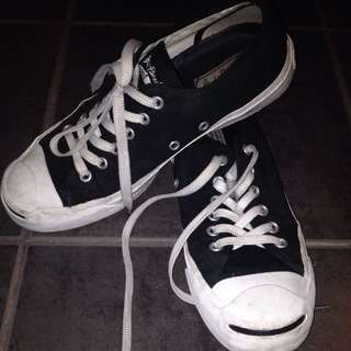 Jack Purcell Converse [on hold]