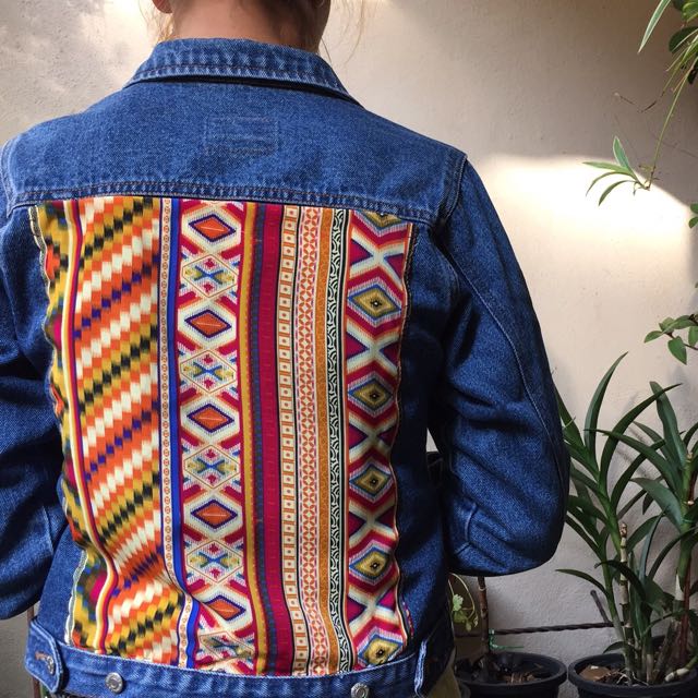 Denim Jacket Patchwork (Category: Handmade Craft) located in Singapore. Submitted by 6thoctober (Listing ID 42957449, Image 1). Description: .