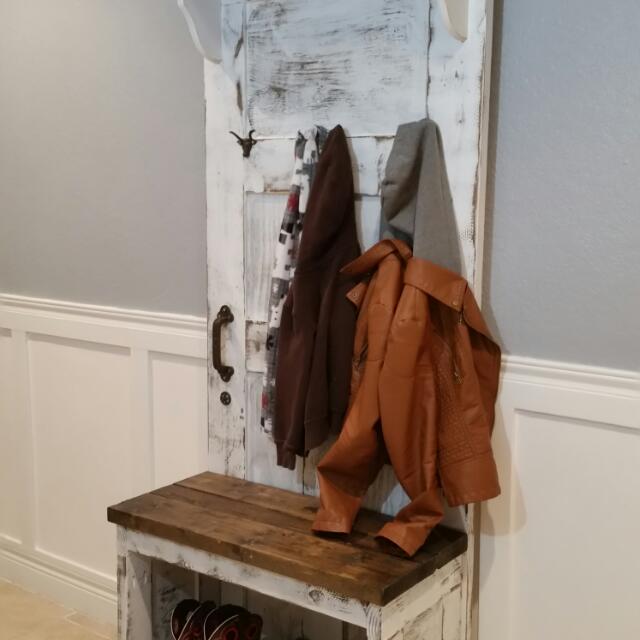 Wwco Handcrafted Distressed Barn Door Style Hall Tree Furniture