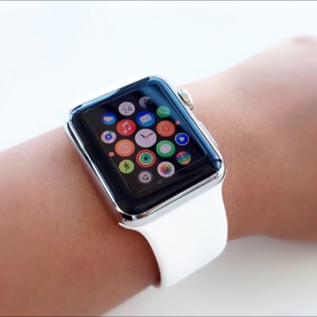 REDUCED PRICE Apple Watch Sports White