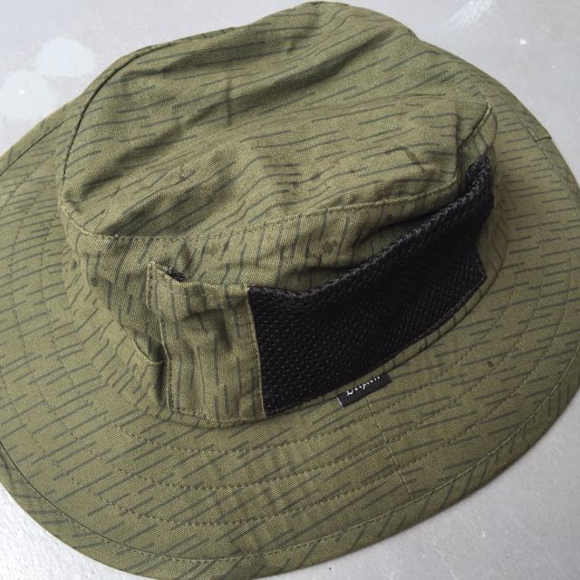 tracker bucket hat