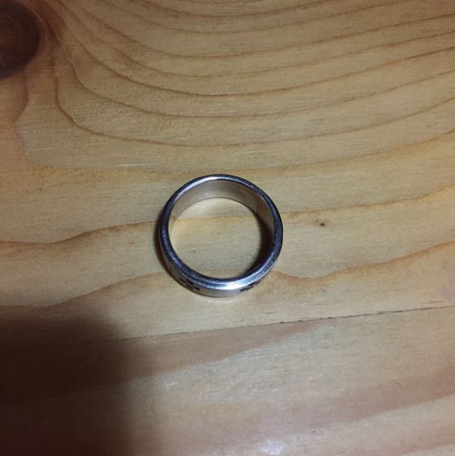 Clover Ring （分類：頸鍊）位於 Hong Kong。 由 clauchanchan 提交（商品編號 43089839，圖片 2）。簡介： 。