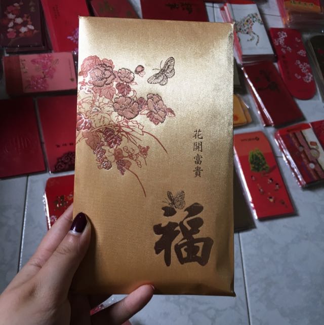 Maybank Premier Banking Private Banking Red Packets Angpow Women S Fashion Bags Wallets Wallets Card Holders On Carousell