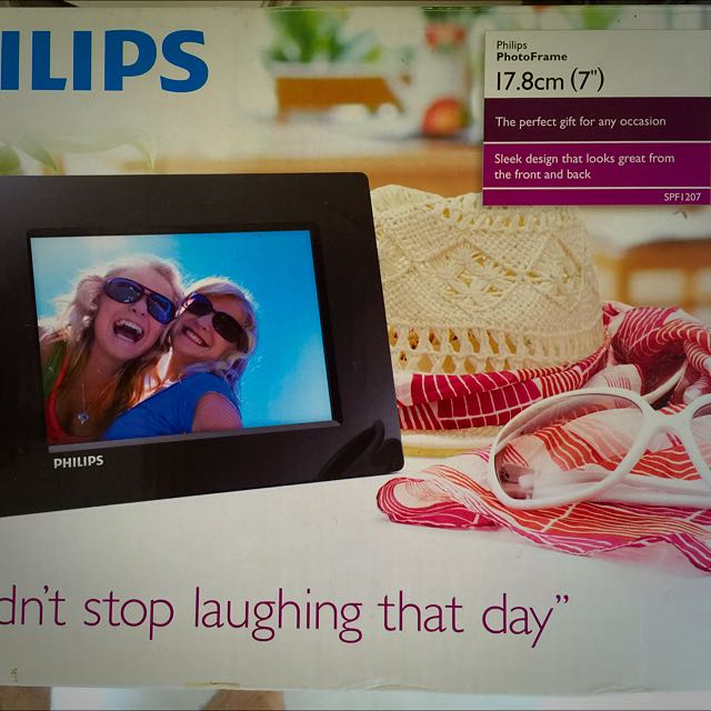Philips Digital Photo Frame, Audio, Portable Music Players on Carousell