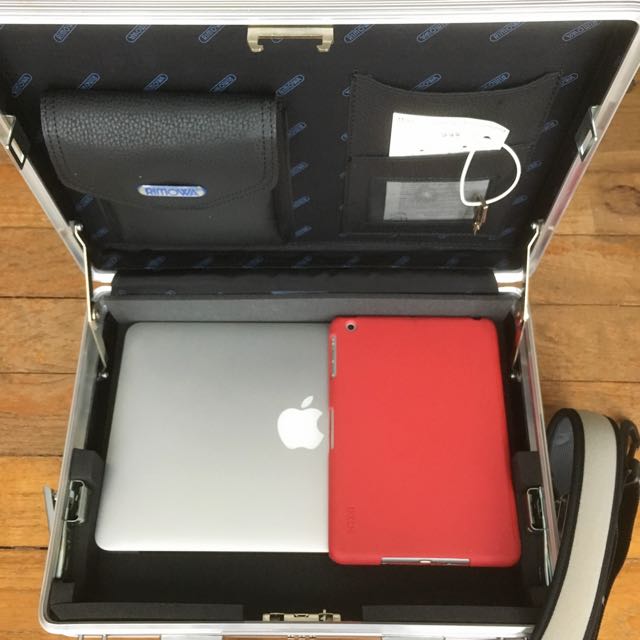 rimowa mini case