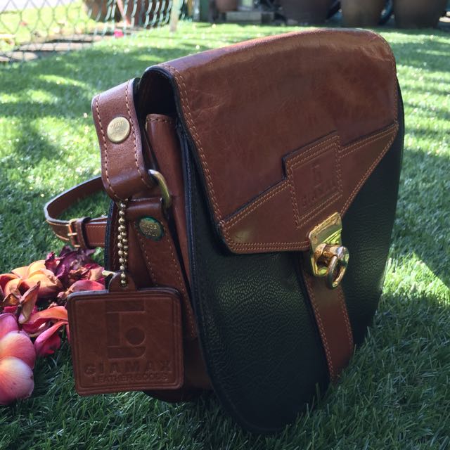 Giamax sling bag price discount