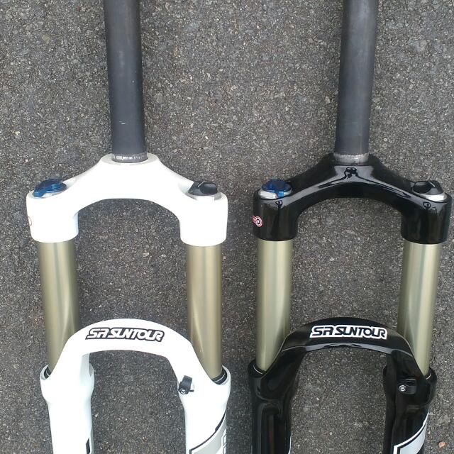 Suntour Raidon Air 120mm 27.5/650b Fork, Sports Equipment, Bicycles