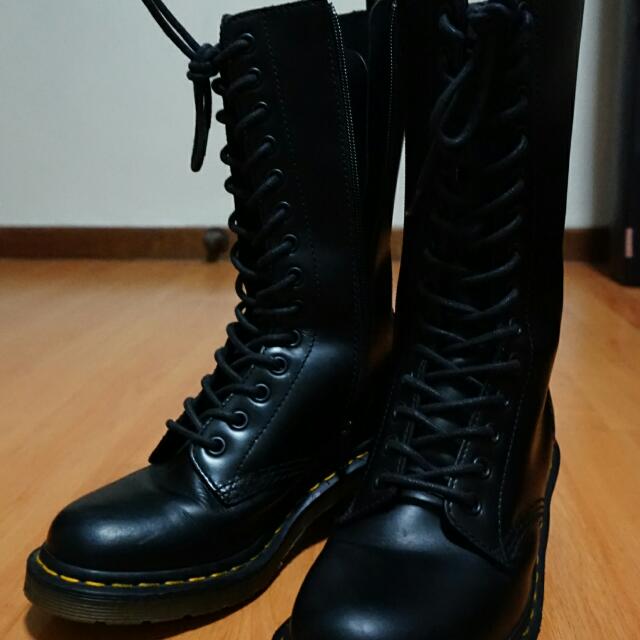 Dr marten mid hotsell calf boots