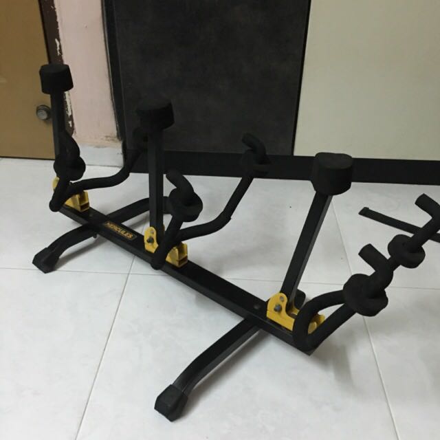 Hercules GS503B Multi Guitar Stand, Music & Media on Carousell