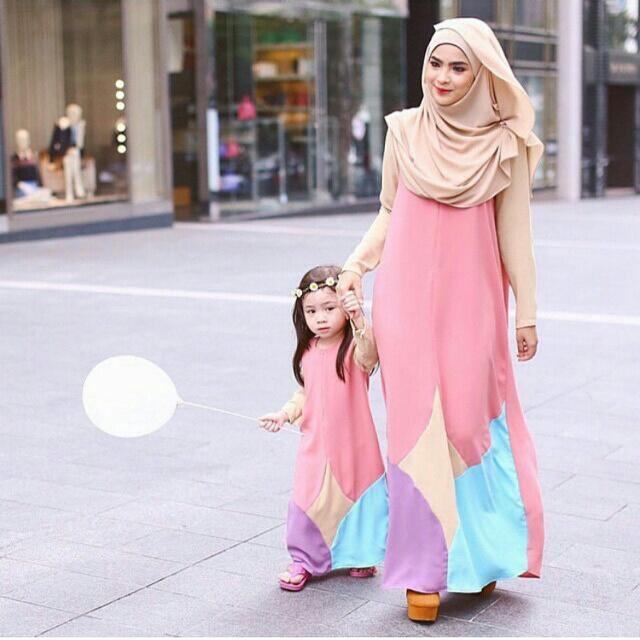 Rose Abaya By Leeyanarahman Co Lrc Women S Fashion On Carousell