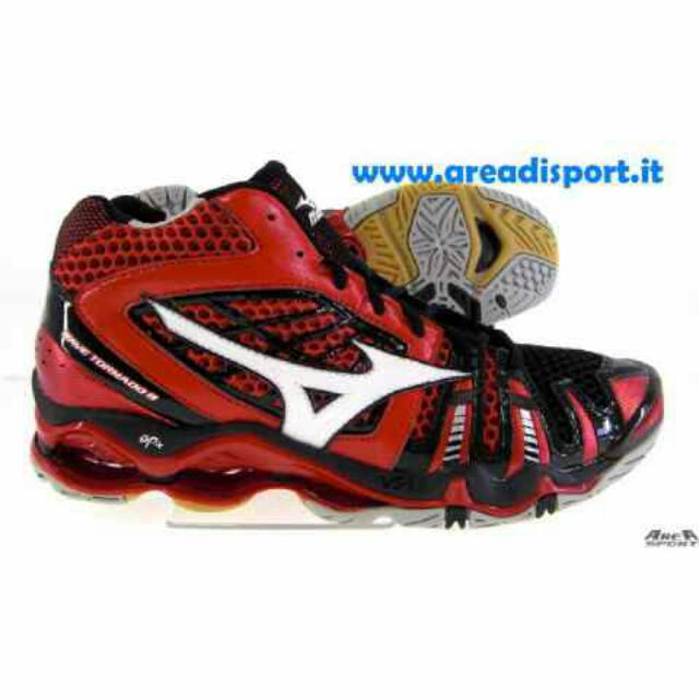 Mizuno best sale tr 8