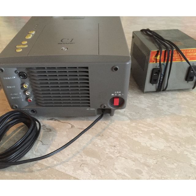 Sharp C1 video projector (100V from Japan) + 200W Step Up/Down ...
