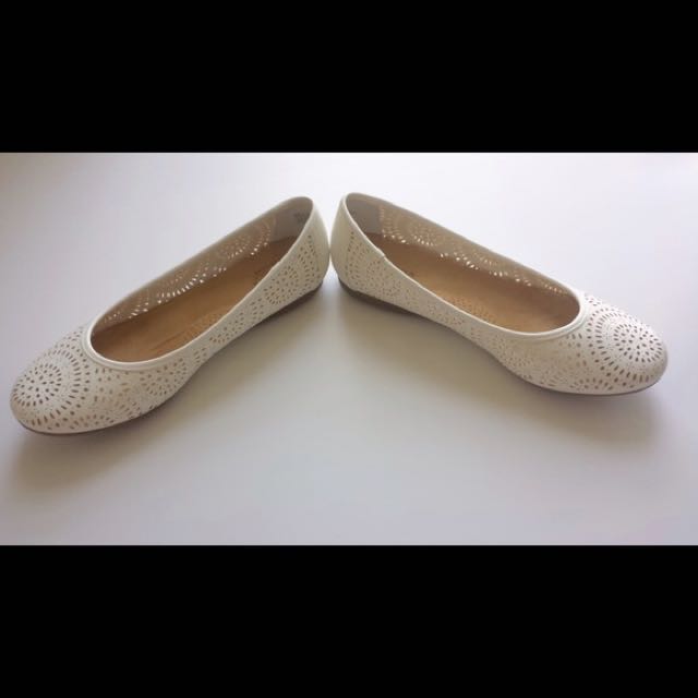 Sonoma memory deals foam flats