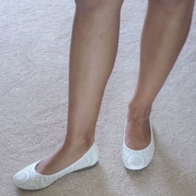 Sonoma memory foam flats store