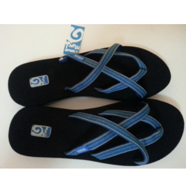 Teva olowahu size 9 clearance