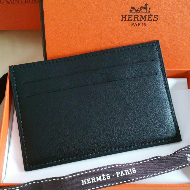 Hermes Citizen Twill Card Holder Black w ''Chevral Surprise'' Silk