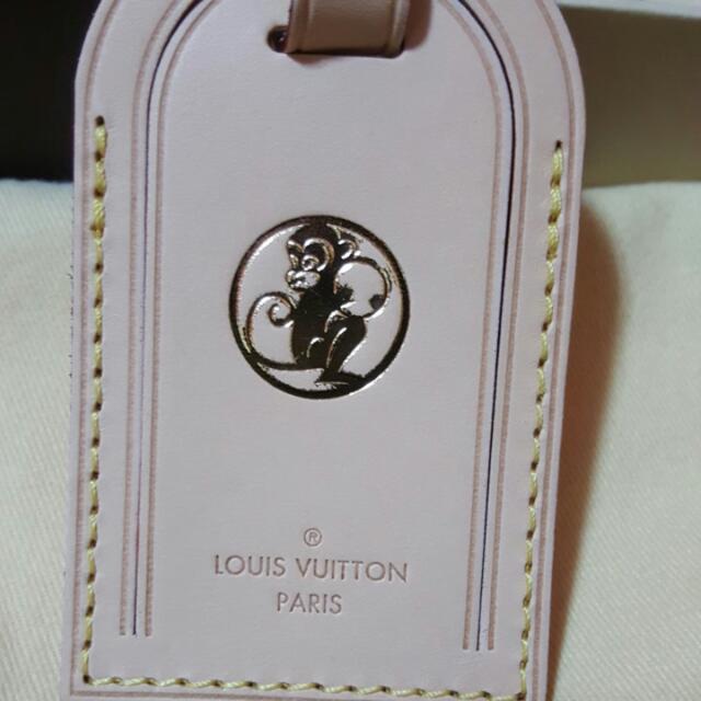 Louis Vuitton, Bags, Sold Louis Vuitton Pig Hotstamp Luggage Tag  Qwenscloset