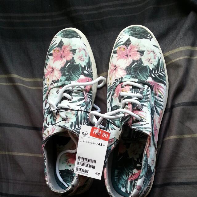 h&m floral shoes