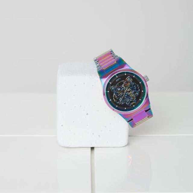 Kenzo rainbow top tiger watch