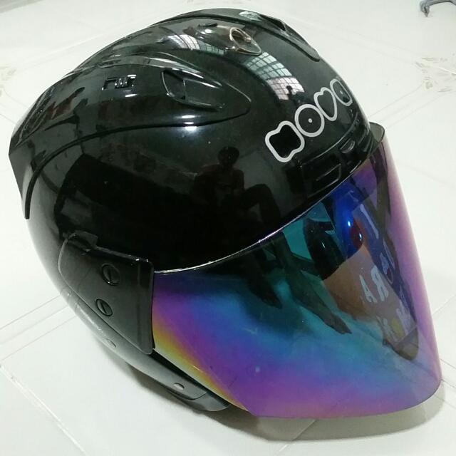 Nova Helmet With Rainbow Visor, Cars on Carousell