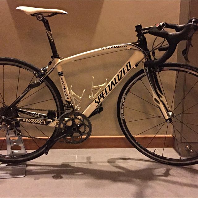 Specialized roubaix saxo bank edition hotsell